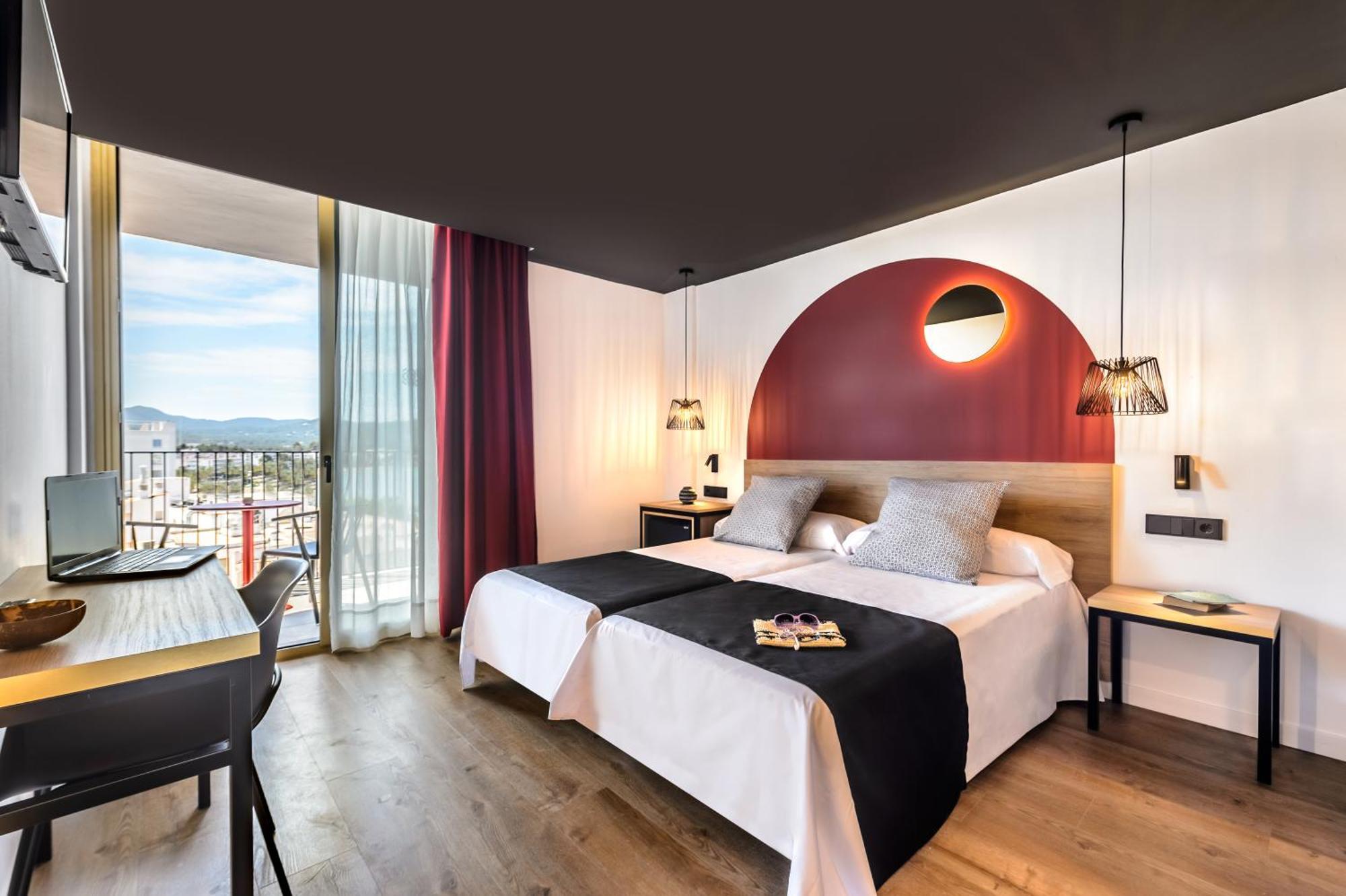 Vibra District - Adults Only 4*