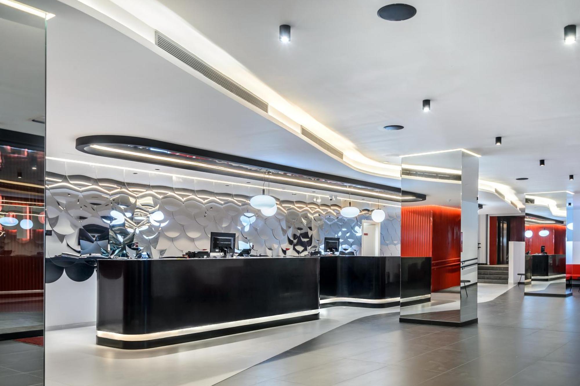 Vibra District - Adults Only Hotel