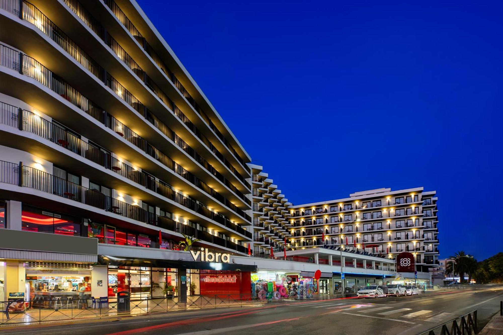 Vibra District - Adults Only
