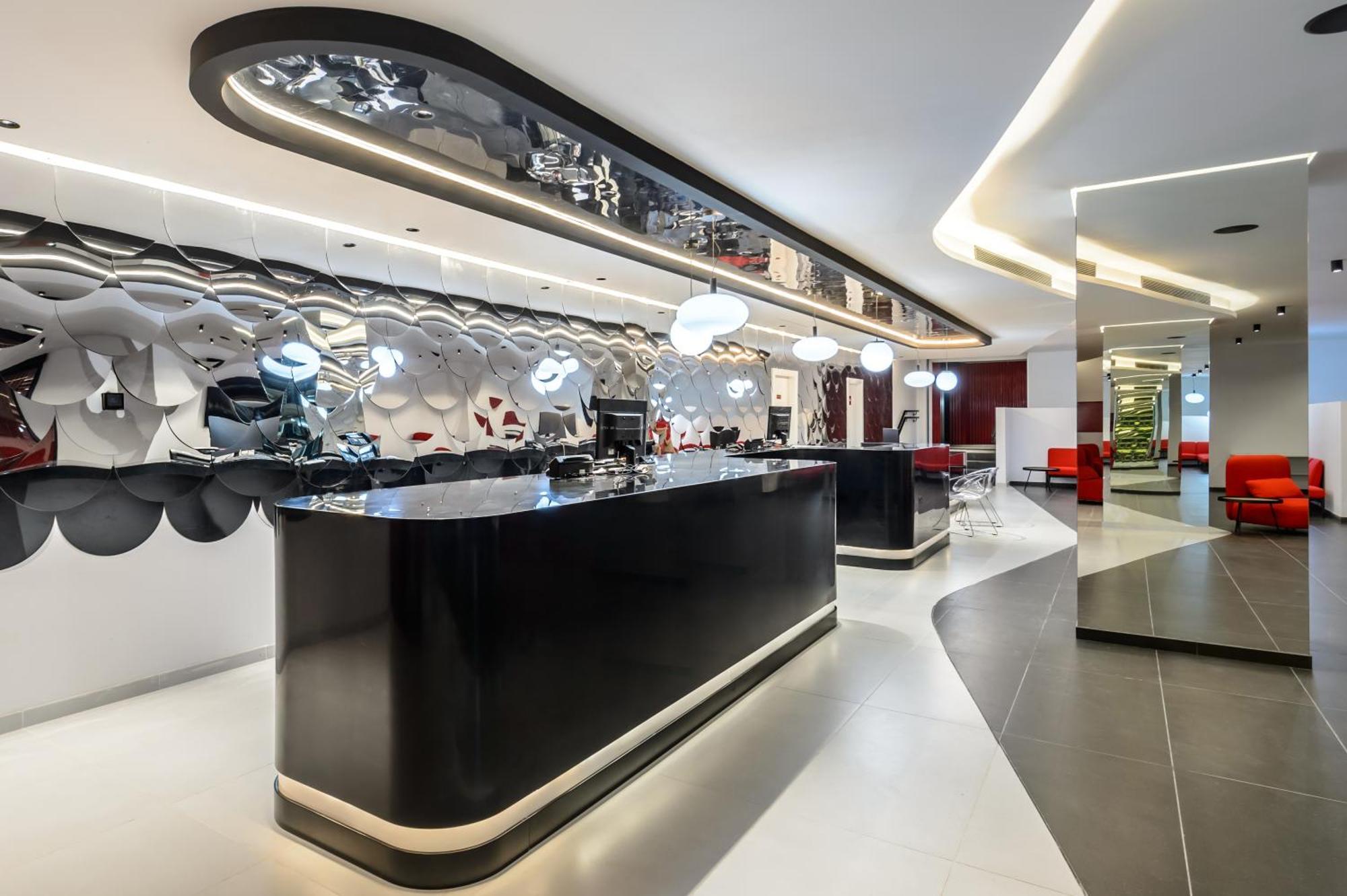 Vibra District - Adults Only Hotel 4*